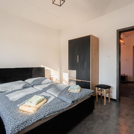 Apartmany Praha-Modrany ภายนอก รูปภาพ